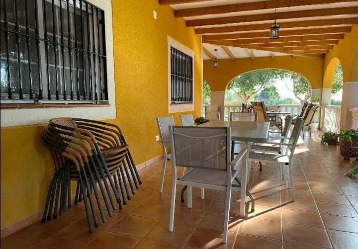 6 makuuhuone Huvila myytävänä paikassa Crevillente / Crevillent mukana uima-altaan - 430 000 € (Ref: 9367889)