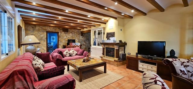 6 makuuhuone Huvila myytävänä paikassa Crevillente / Crevillent mukana uima-altaan - 430 000 € (Ref: 9367889)