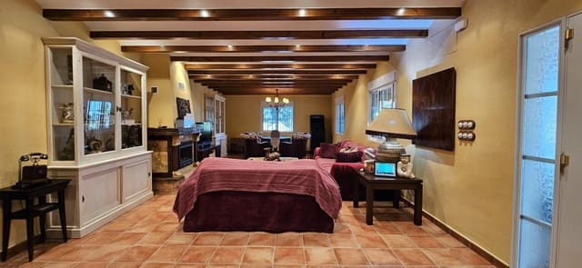 6 makuuhuone Huvila myytävänä paikassa Crevillente / Crevillent mukana uima-altaan - 430 000 € (Ref: 9367889)