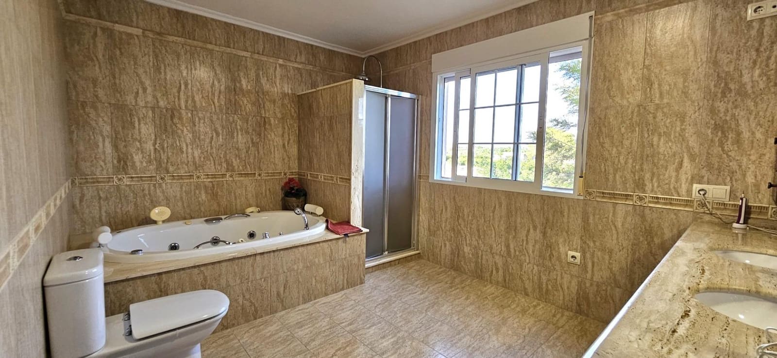 6 makuuhuone Huvila myytävänä paikassa Crevillente / Crevillent mukana uima-altaan - 430 000 € (Ref: 9367889)