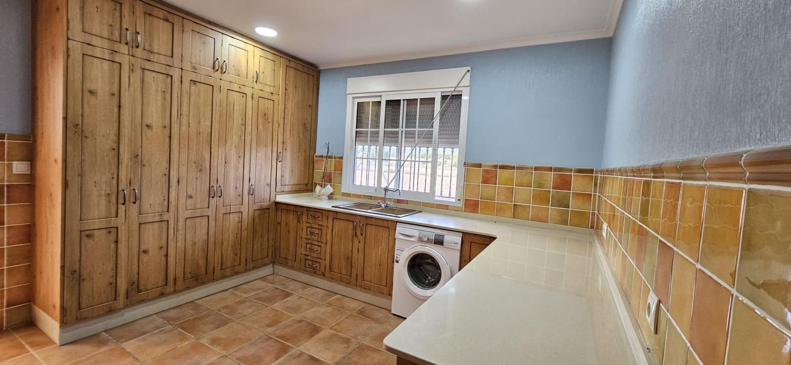 6 makuuhuone Huvila myytävänä paikassa Crevillente / Crevillent mukana uima-altaan - 430 000 € (Ref: 9367889)