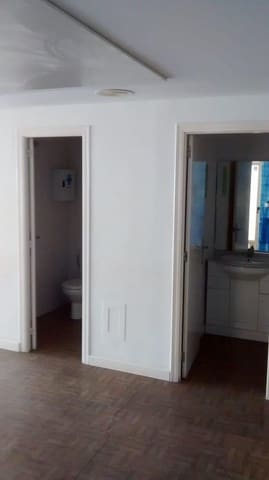 1 bedroom Commercial for rent in Centro, Elche / Elx - € 700 (Ref: 9367896)