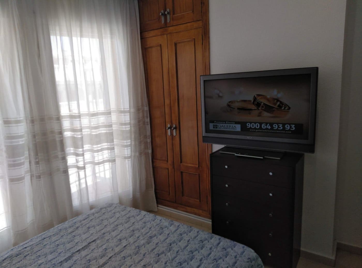 Bungalow de 4 habitaciones en Santa Pola en alquiler vacacional con piscina - 560 € (Ref: 9367897)