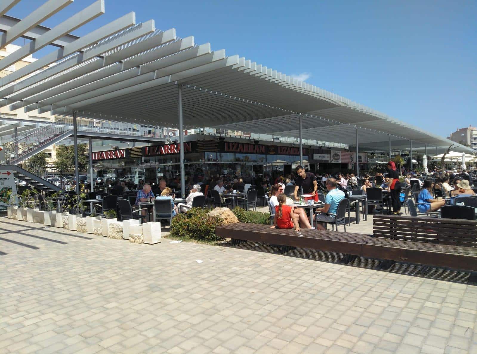 Bungalow de 4 habitaciones en Santa Pola en alquiler vacacional con piscina - 560 € (Ref: 9367897)