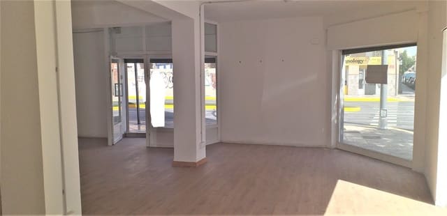 Kaupallinen vuokrattavana paikassa Elche / Elx - 900 € (Ref: 9367899)
