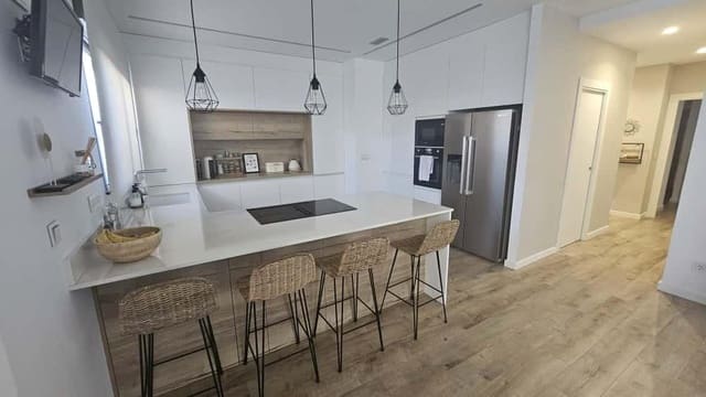 2 soveværelse Lejlighed til salg i Elche / Elx med swimmingpool - € 300.000 (Ref: 9398730)