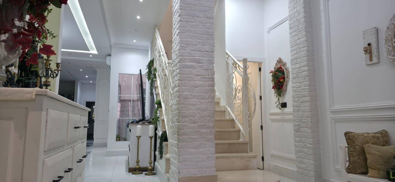 4 slaapkamer Huis te koop in Elche / Elx met garage - € 330.000 (Ref: 9406728)