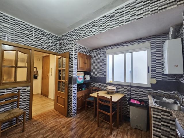 4 soverom Leilighet til salgs i Crevillente / Crevillent - € 100 000 (Ref: 9411069)