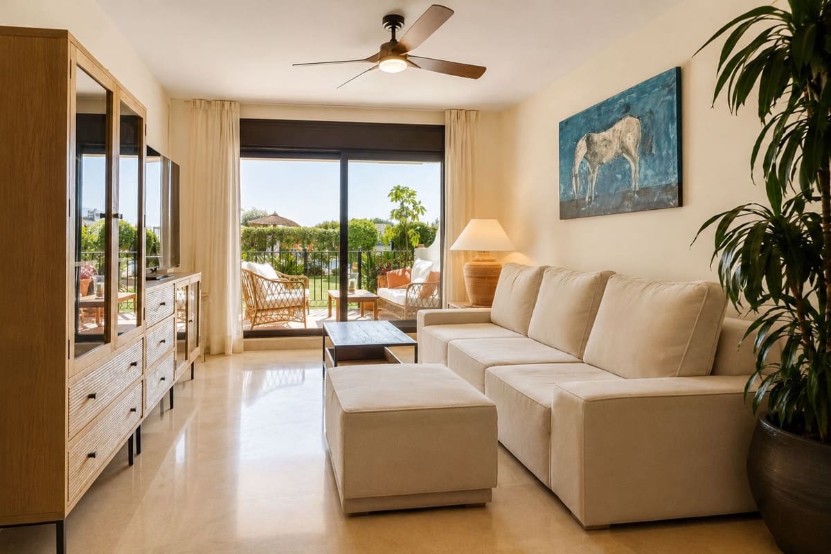 2 bedroom Apartment for sale in La Alcaidesa with pool garage - € 295,000 (Ref: 10000468)