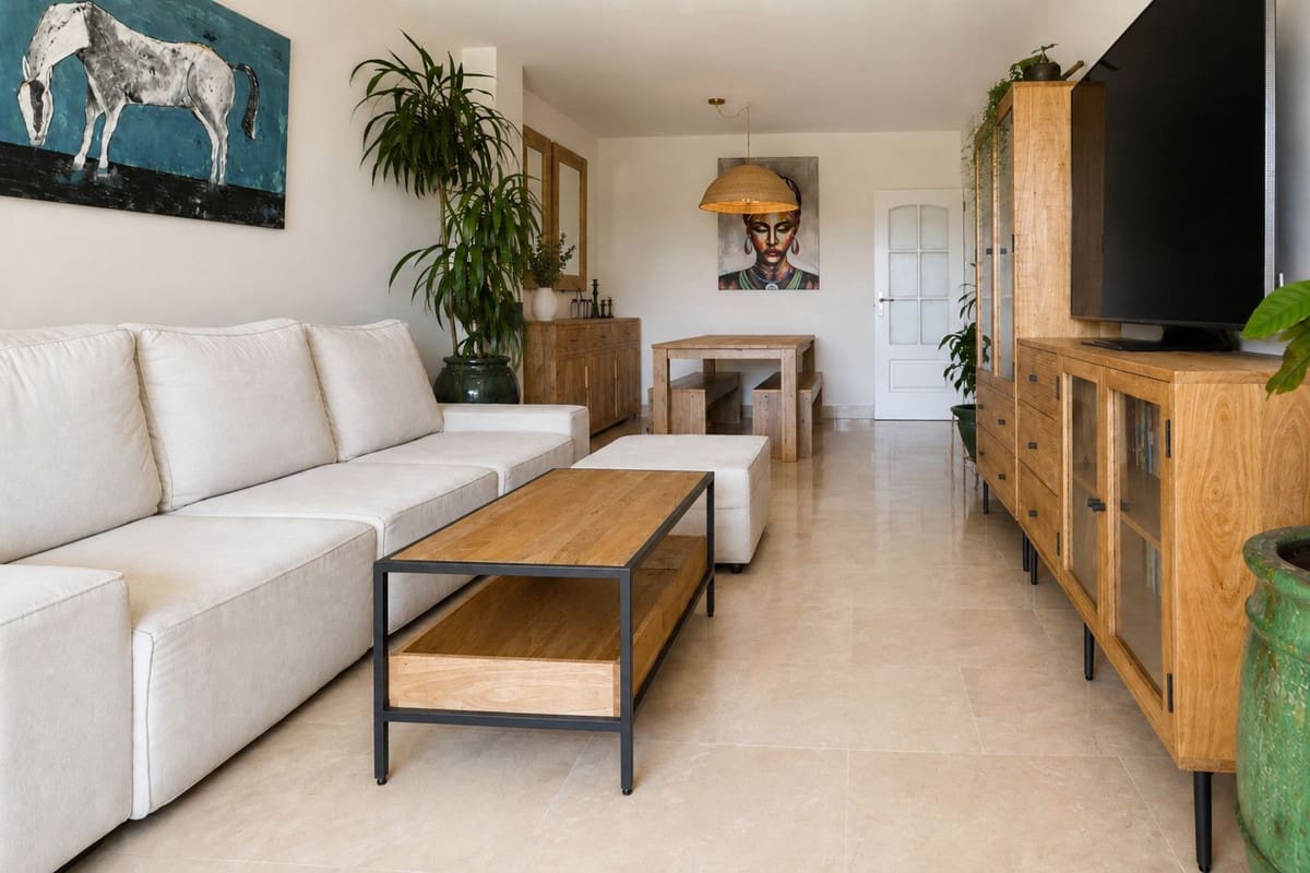 2 bedroom Apartment for sale in La Alcaidesa with pool garage - € 295,000 (Ref: 10000468)