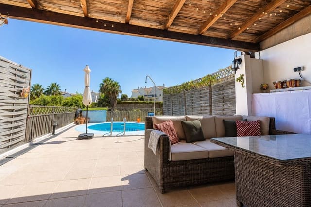 3 bedroom Townhouse for sale in La Alcaidesa - € 325,000 (Ref: 10004583)
