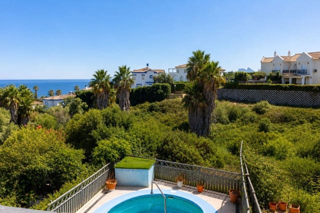3 bedroom Townhouse for sale in La Alcaidesa - € 325,000 (Ref: 10004583)