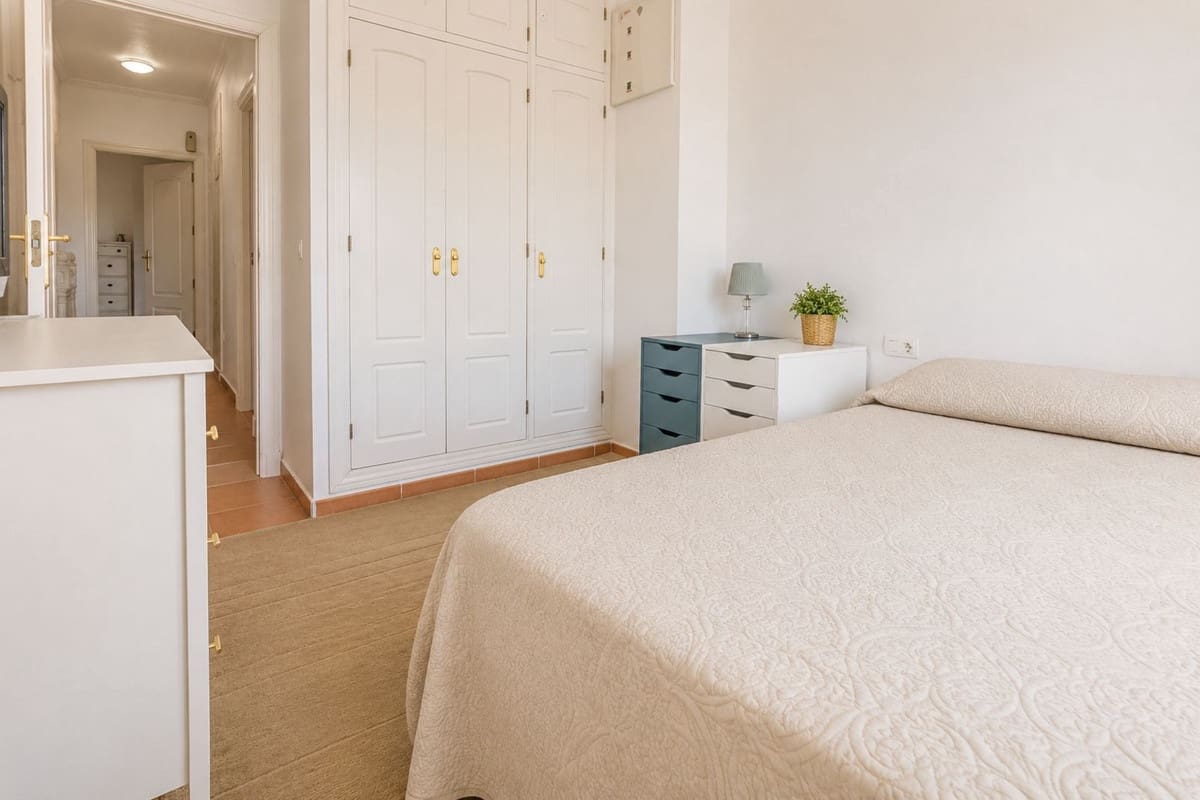 3 bedroom Townhouse for sale in La Alcaidesa with pool garage - € 325,000 (Ref: 10004583)