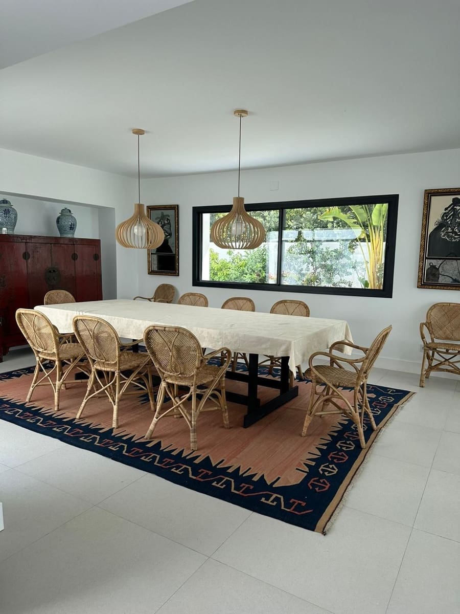 8 quarto Moradia para venda em Estepona com piscina garagem - 14 000 000 € (Ref: 10012520)