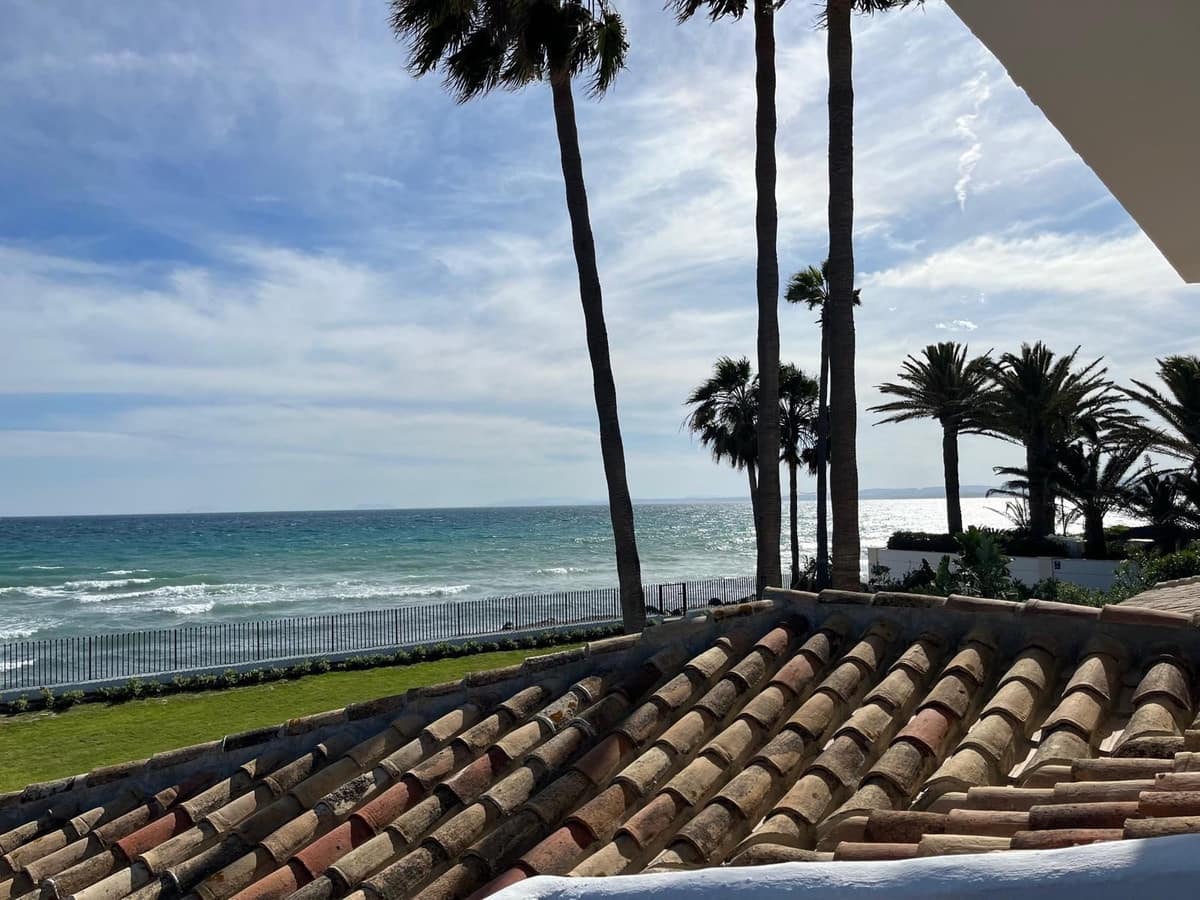 8 quarto Moradia para venda em Estepona com piscina garagem - 14 000 000 € (Ref: 10012520)