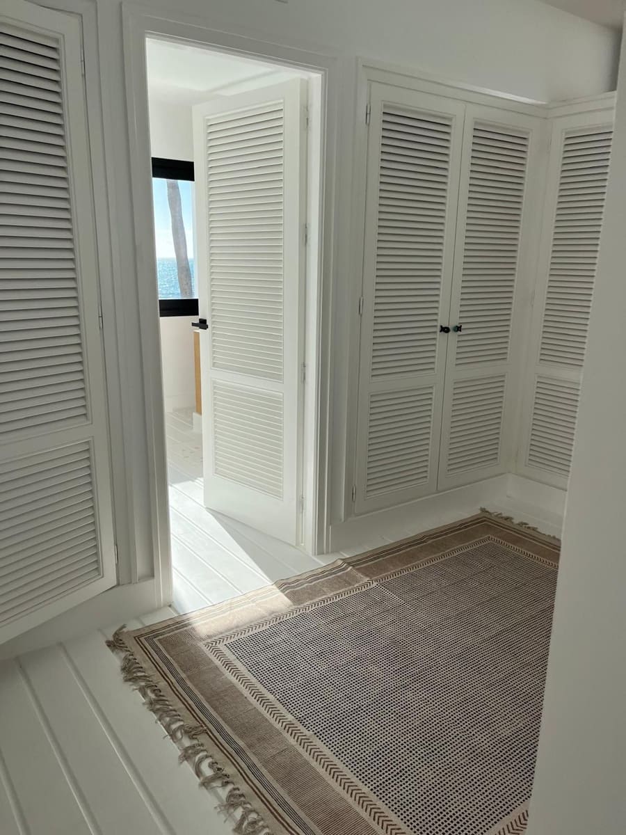 8 quarto Moradia para venda em Estepona com piscina garagem - 14 000 000 € (Ref: 10012520)