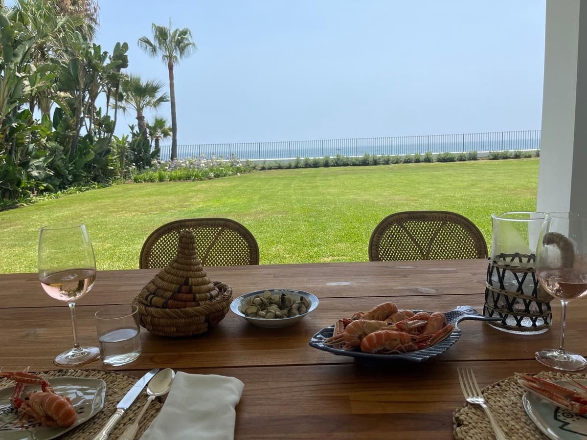 8 quarto Moradia para venda em Estepona com piscina garagem - 14 000 000 € (Ref: 10012520)