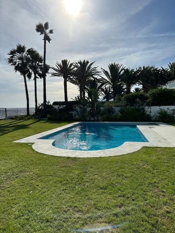Chalet de 8 habitaciones en Atalaya-Isdabe, Estepona en venta con piscina garaje - 14.000.000 € (Ref: 10012520)