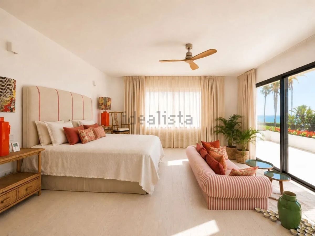 8 quarto Moradia para venda em Estepona com piscina garagem - 14 000 000 € (Ref: 10012521)