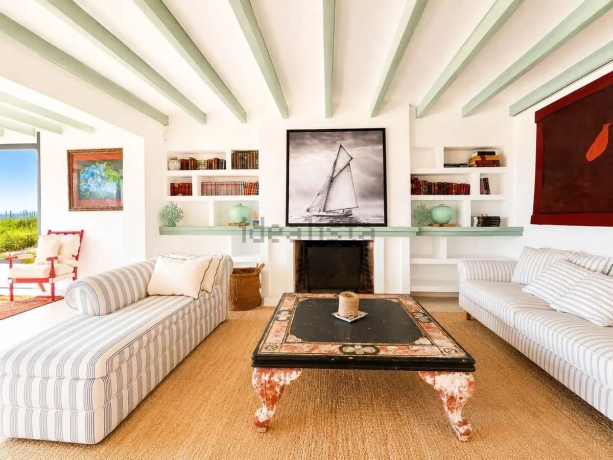 8 sypialnia Willa na kwatery wakacyjne w Estepona z basenem garażem - 15 000 € (Ref: 10012522)