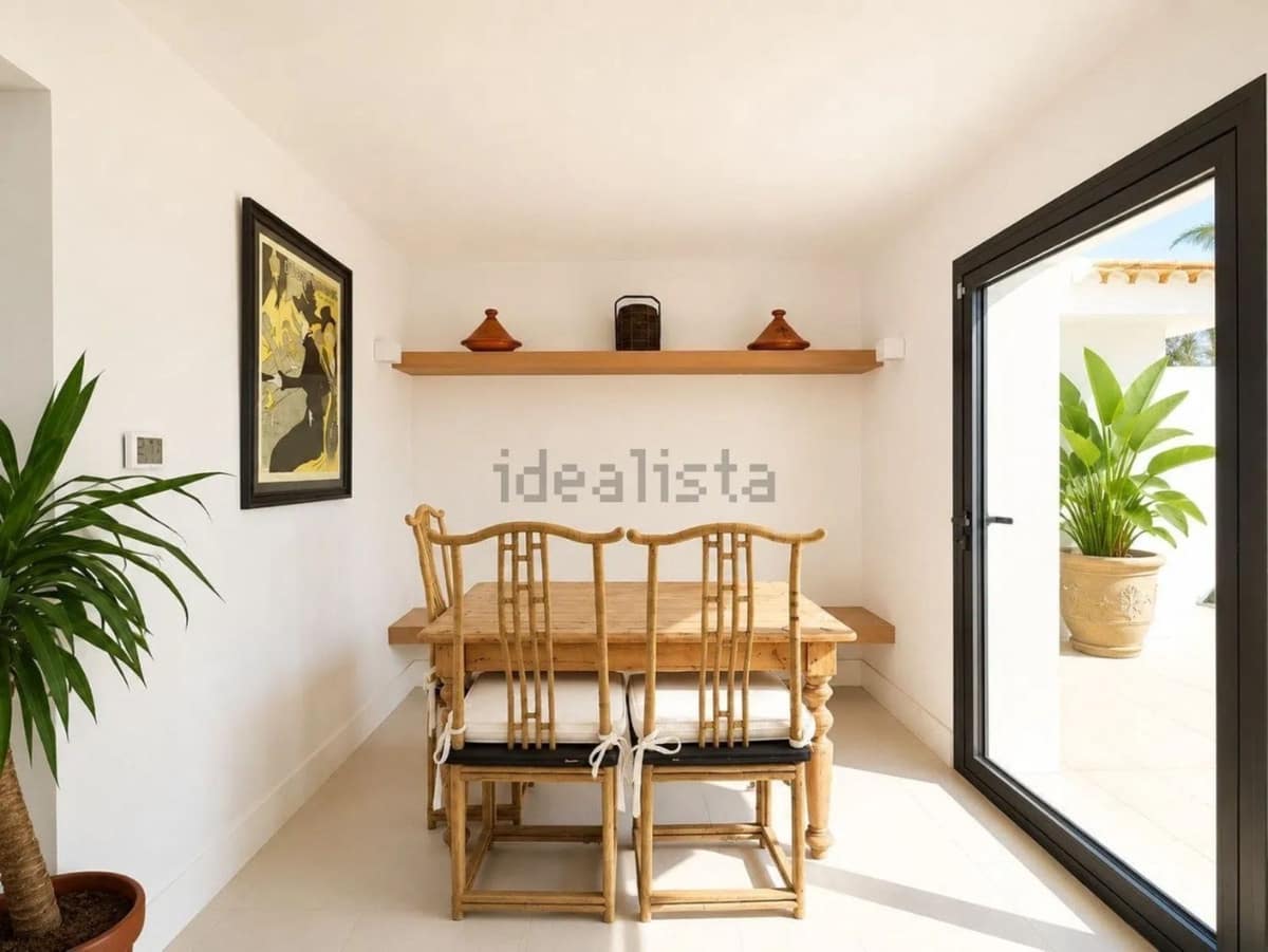 8 sypialnia Willa na kwatery wakacyjne w Estepona z basenem garażem - 15 000 € (Ref: 10012522)