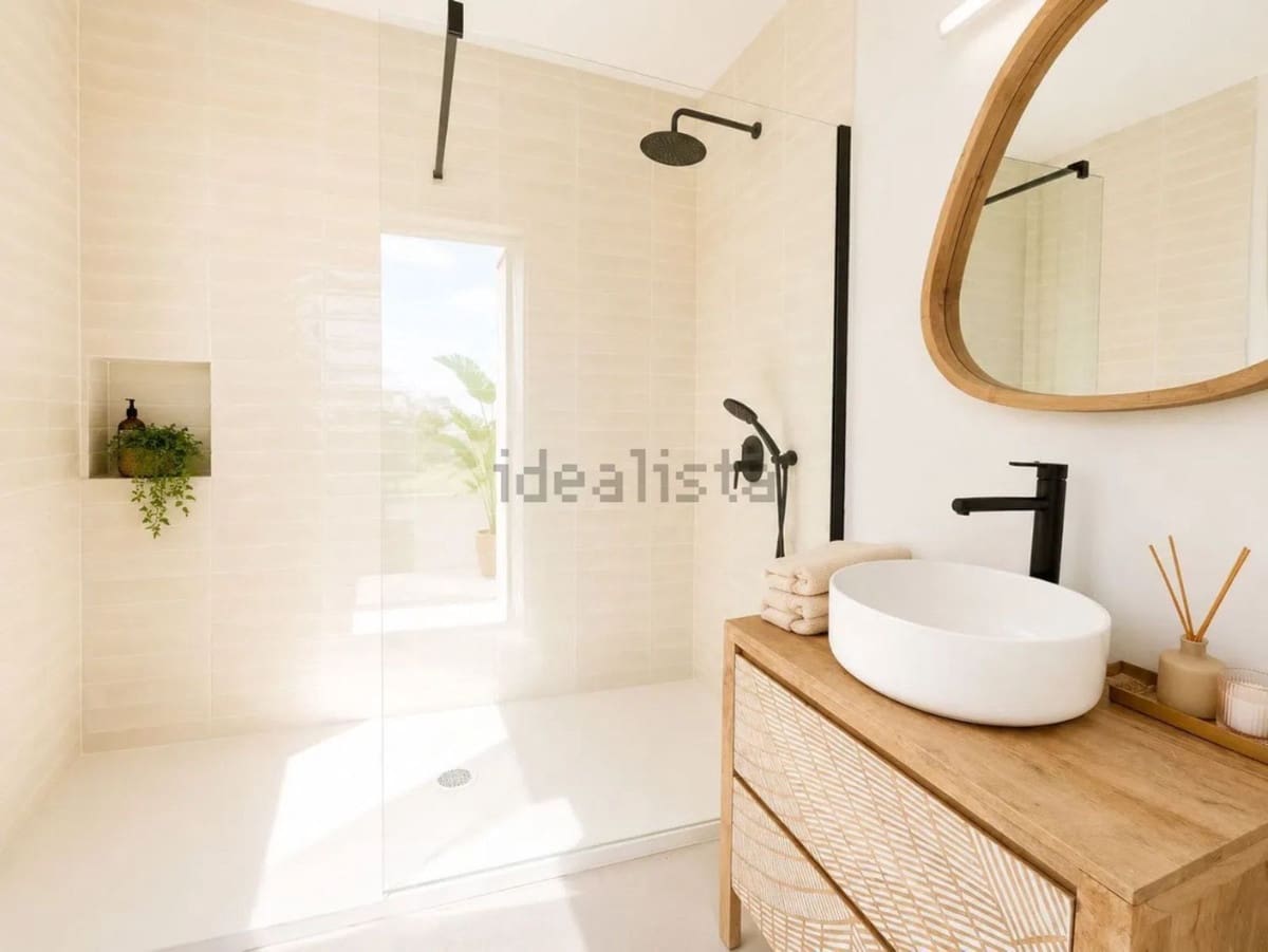 8 sypialnia Willa na kwatery wakacyjne w Estepona z basenem garażem - 15 000 € (Ref: 10012522)