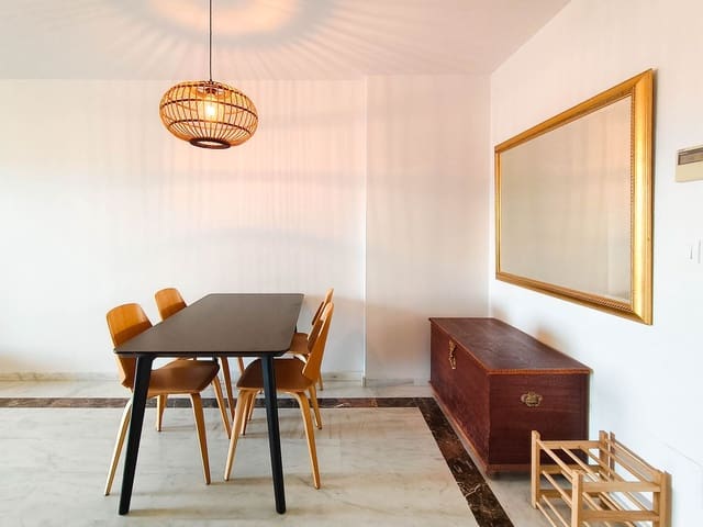 Ático de 2 habitaciones en La Alcaidesa en alquiler con piscina garaje - 1.400 € (Ref: 10021434)