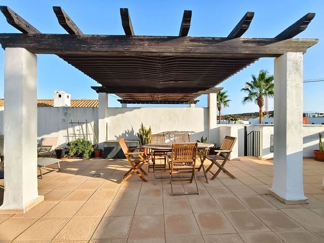 Ático de 2 habitaciones en La Alcaidesa en alquiler con piscina garaje - 1.400 € (Ref: 10021434)