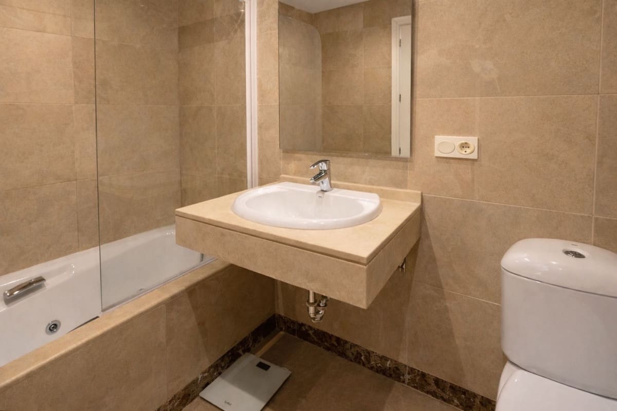 3 Zimmer Penthouse zu vermieten in La Alcaidesa mit Pool Garage - 2.300 € (Ref: 10024874)