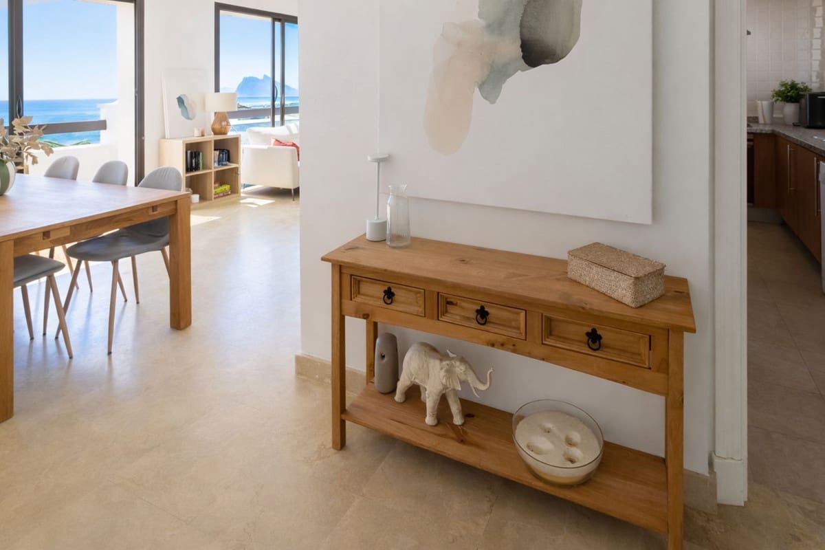 3 Zimmer Penthouse zu vermieten in La Alcaidesa mit Pool Garage - 2.300 € (Ref: 10024874)