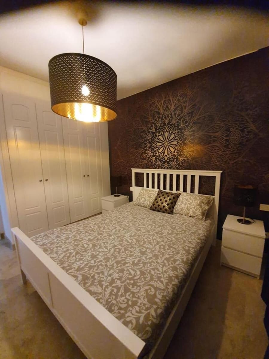 3 bedroom Townhouse for rent in La Alcaidesa with pool garage - € 2,500 (Ref: 10026562)