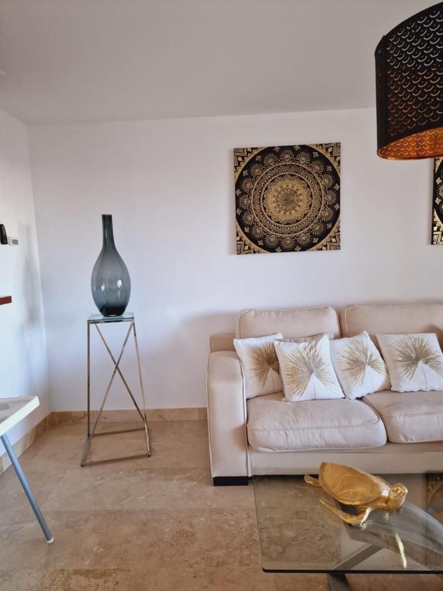 3 bedroom Townhouse for rent in La Alcaidesa with pool garage - € 2,500 (Ref: 10026562)