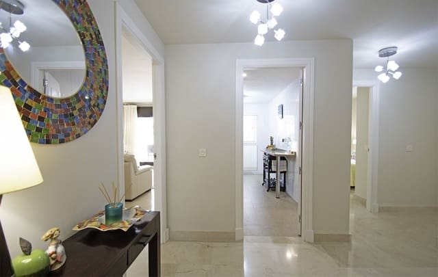 Apartamento de 2 habitaciones en La Alcaidesa en venta con piscina garaje - 295.000 € (Ref: 10034448)