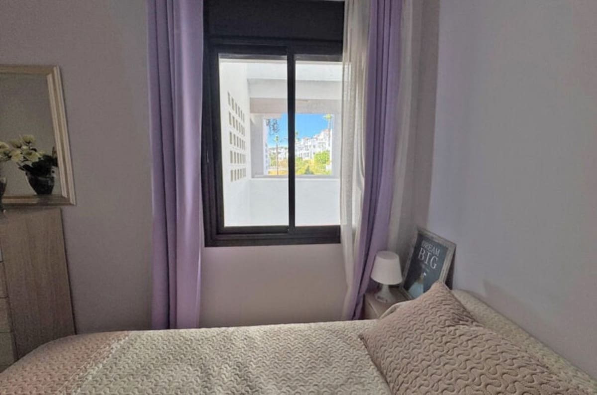 2 sovrum Lägenhet till salu i La Alcaidesa med pool garage - 440 000 € (Ref: 10044161)