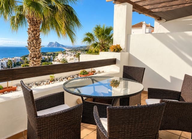 2 chambre Appartement à vendre à La Alcaidesa avec piscine garage - 440 000 € (Ref: 10044161)