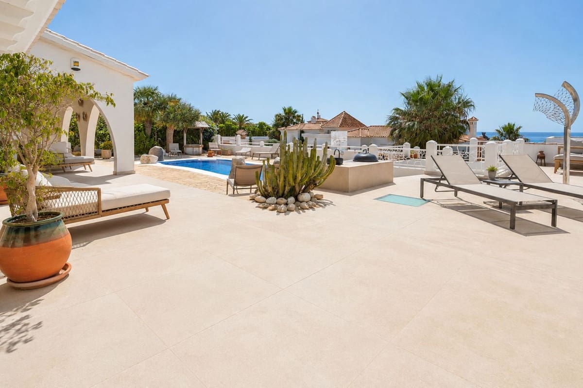 4 soverom Bungalow til salgs i Punta de la Chullera med garasje - € 1 950 (Ref: 10062827)