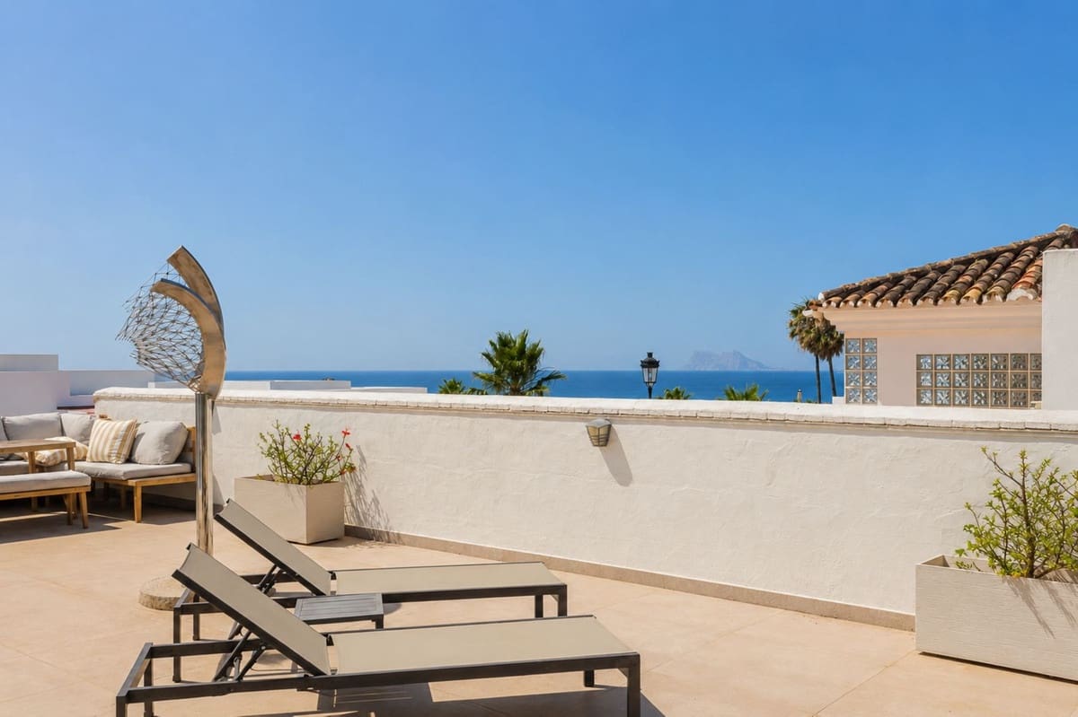 4 soverom Bungalow til salgs i Punta de la Chullera med garasje - € 1 950 (Ref: 10062827)
