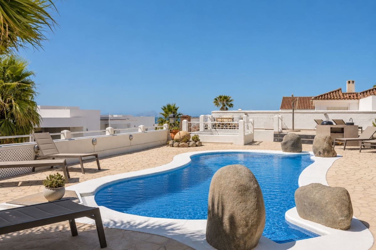 4 soverom Bungalow til salgs i Punta de la Chullera med garasje - € 1 950 (Ref: 10062827)