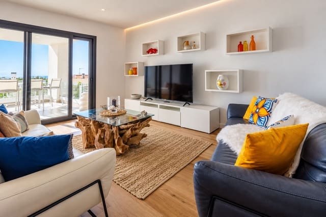 2 slaapkamer Strandappartement te koop in La Alcaidesa met zwembad garage - € 725.000 (Ref: 10110468)