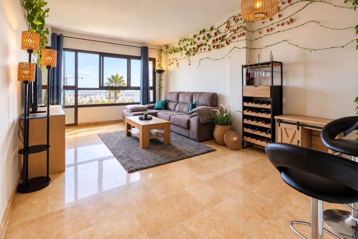 2 bedroom Apartment for rent in La Alcaidesa with pool garage - € 1,200 (Ref: 10111908)