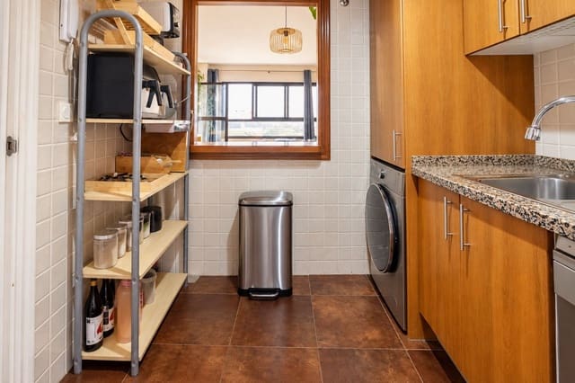 Apartamento de 2 habitaciones en La Alcaidesa en alquiler con piscina garaje - 1.200 € (Ref: 10111908)