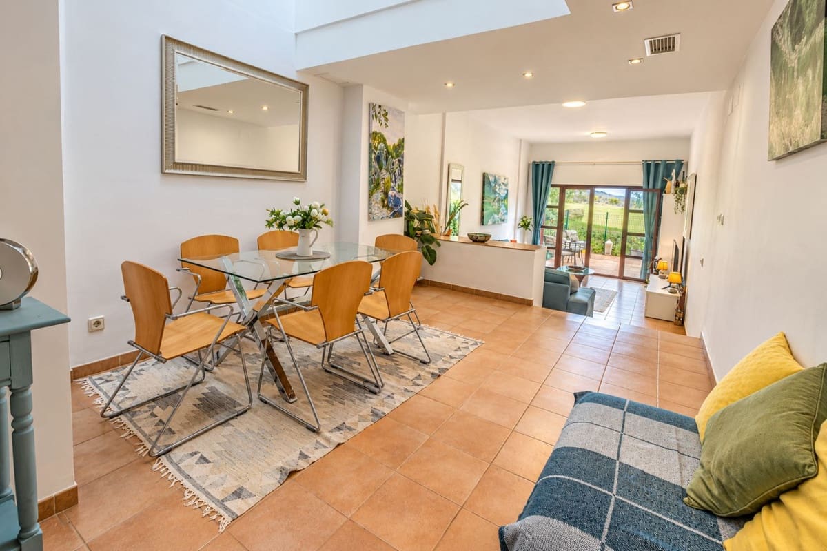 2 Zimmer Haus zu verkaufen in La Alcaidesa mit Pool Garage - 305.000 € (Ref: 10121083)