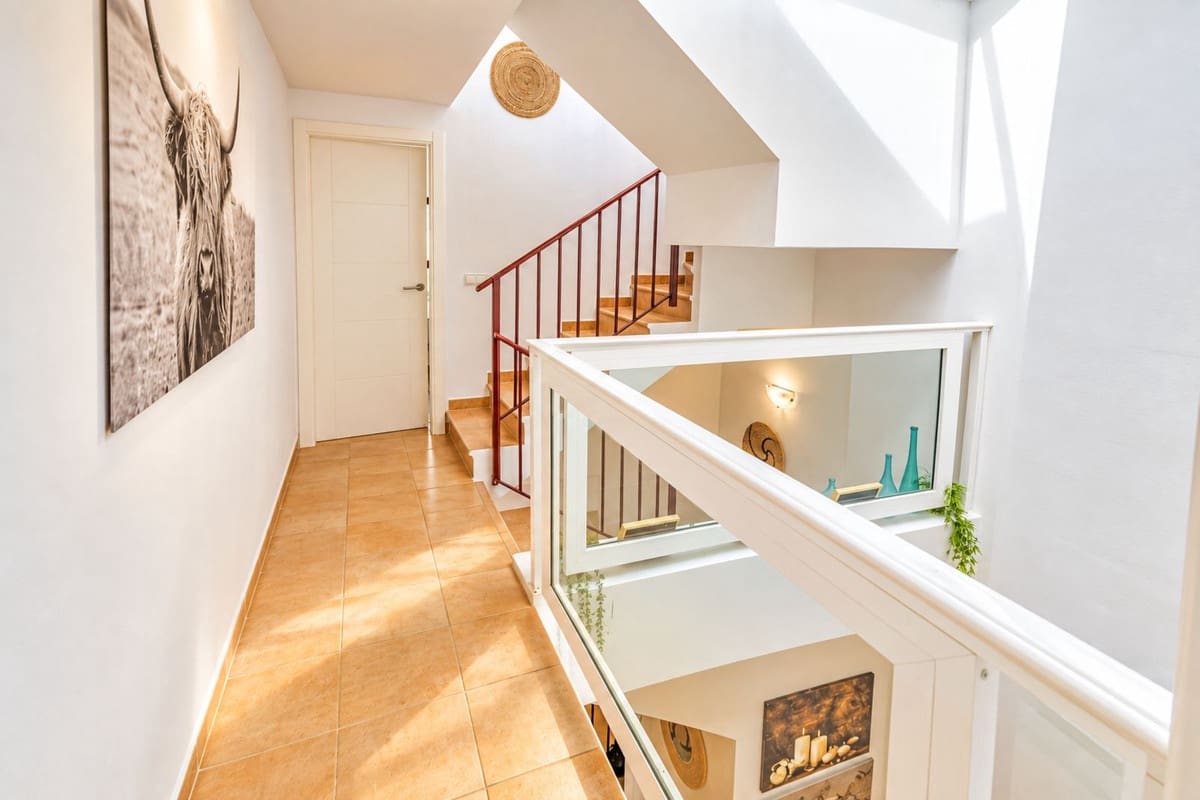 2 Zimmer Haus zu verkaufen in La Alcaidesa mit Pool Garage - 305.000 € (Ref: 10121083)