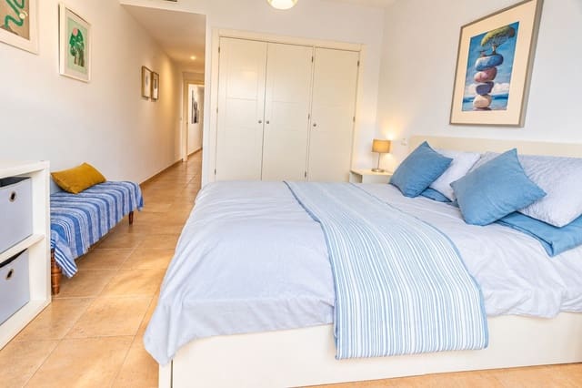 2 quarto Casa em Banda para venda em La Alcaidesa com piscina garagem - 305 000 € (Ref: 10121083)