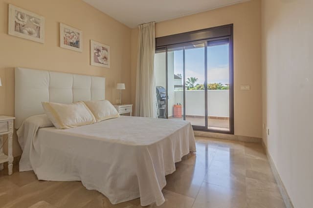 2 Zimmer Strandapartment zu vermieten in La Alcaidesa - 1.300 € (Ref: 10154364)
