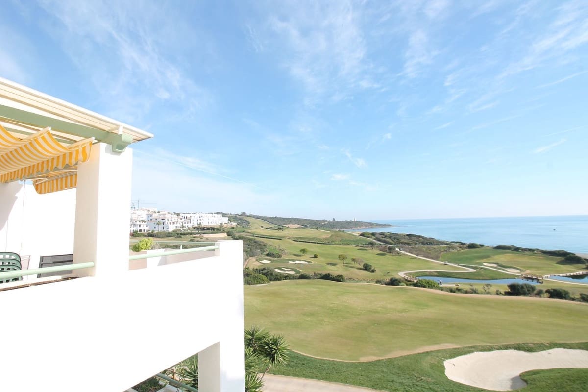 2 camera da letto Appartamento da affittare in La Alcaidesa con piscina garage - 1.400 € (Rif: 8044909)