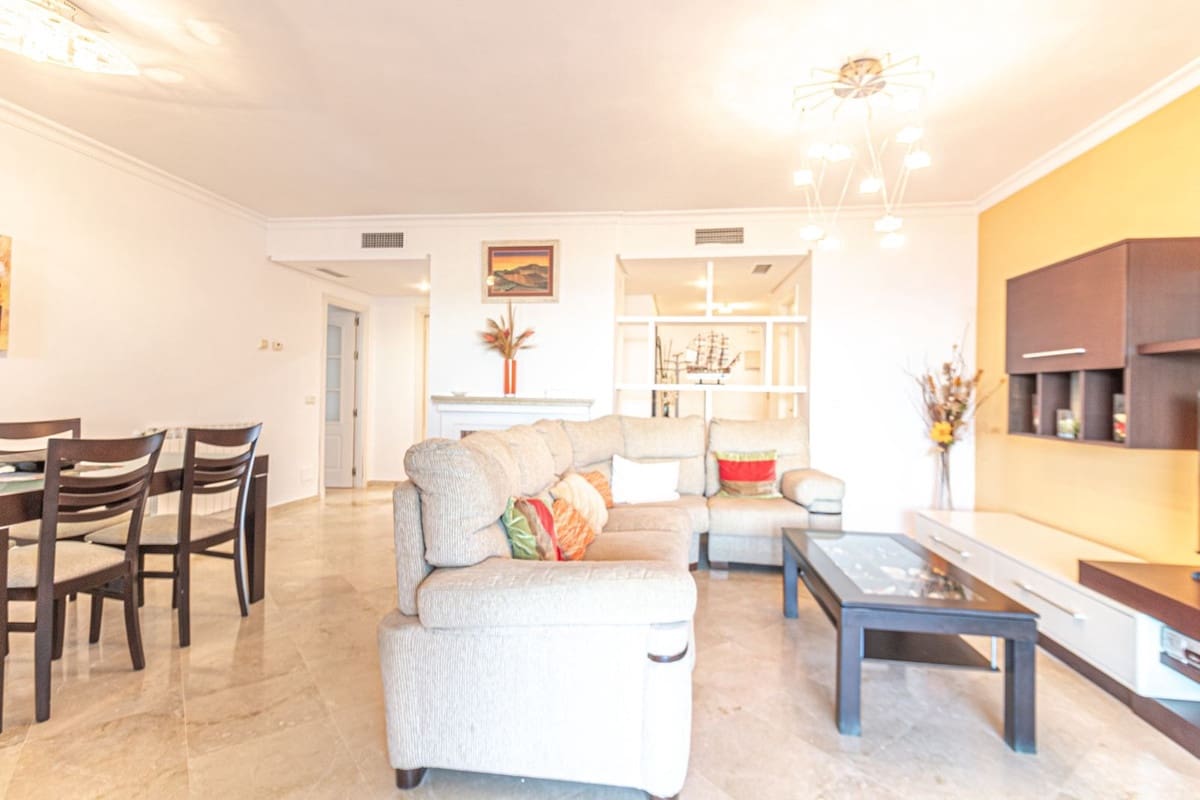 2 camera da letto Appartamento da affittare in La Alcaidesa con piscina garage - 1.400 € (Rif: 8044909)