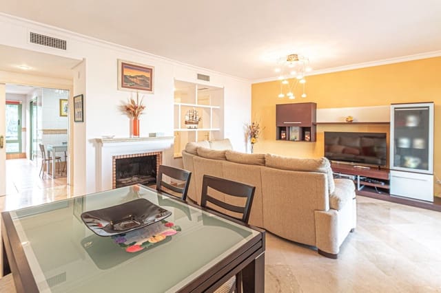 2 bedroom Apartment for rent in La Alcaidesa with pool garage - € 1,400 (Ref: 8044909)