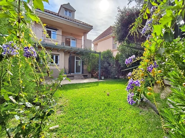 4 sypialnia Dom blizniak na sprzedaż w La Alcaidesa z basenem garażem - 338 000 € (Ref: 8693111)