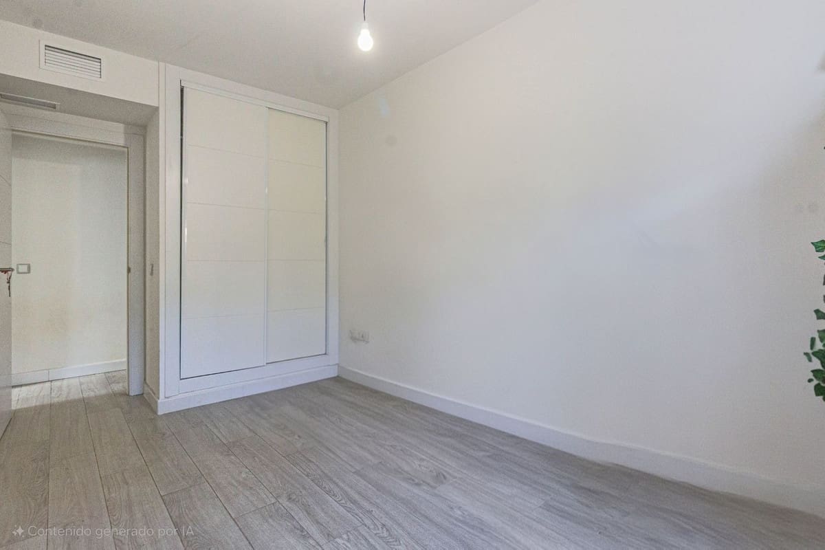 3 chambre Appartement à vendre à La Alcaidesa avec piscine garage - 290 000 € (Ref: 8898037)